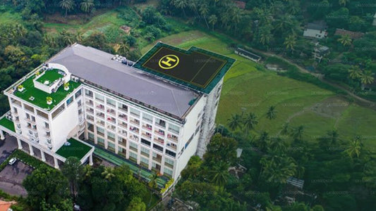 The Golden Crown Hotel, Kandy