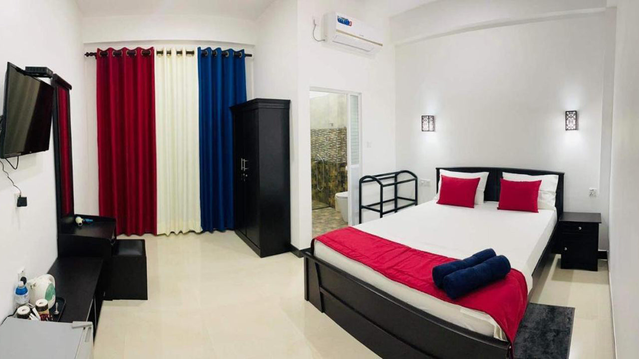Funwhales Rest House, Negombo