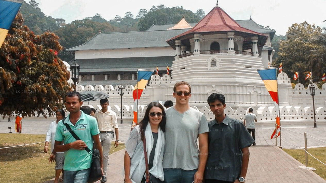 Around Lanka from Colombo (4 Days)
