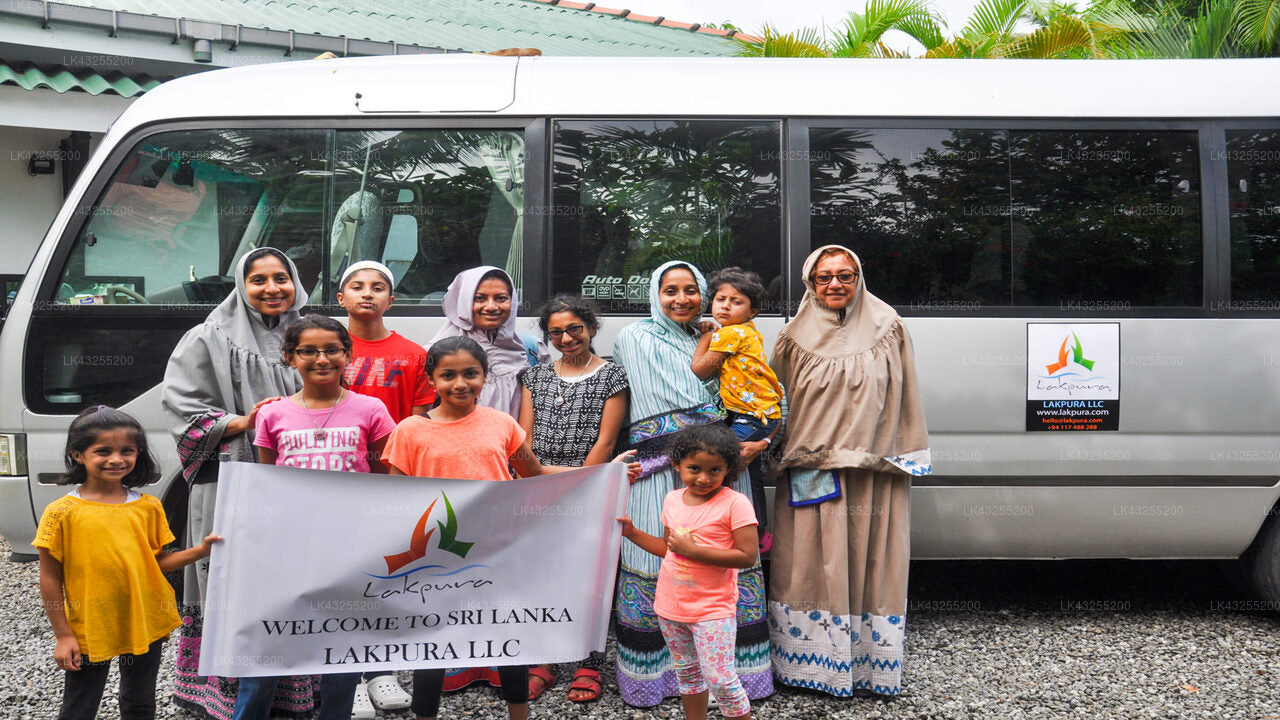 Transfer between Colombo Airport (CMB) and EKHO Sigiriya, Sigiriya